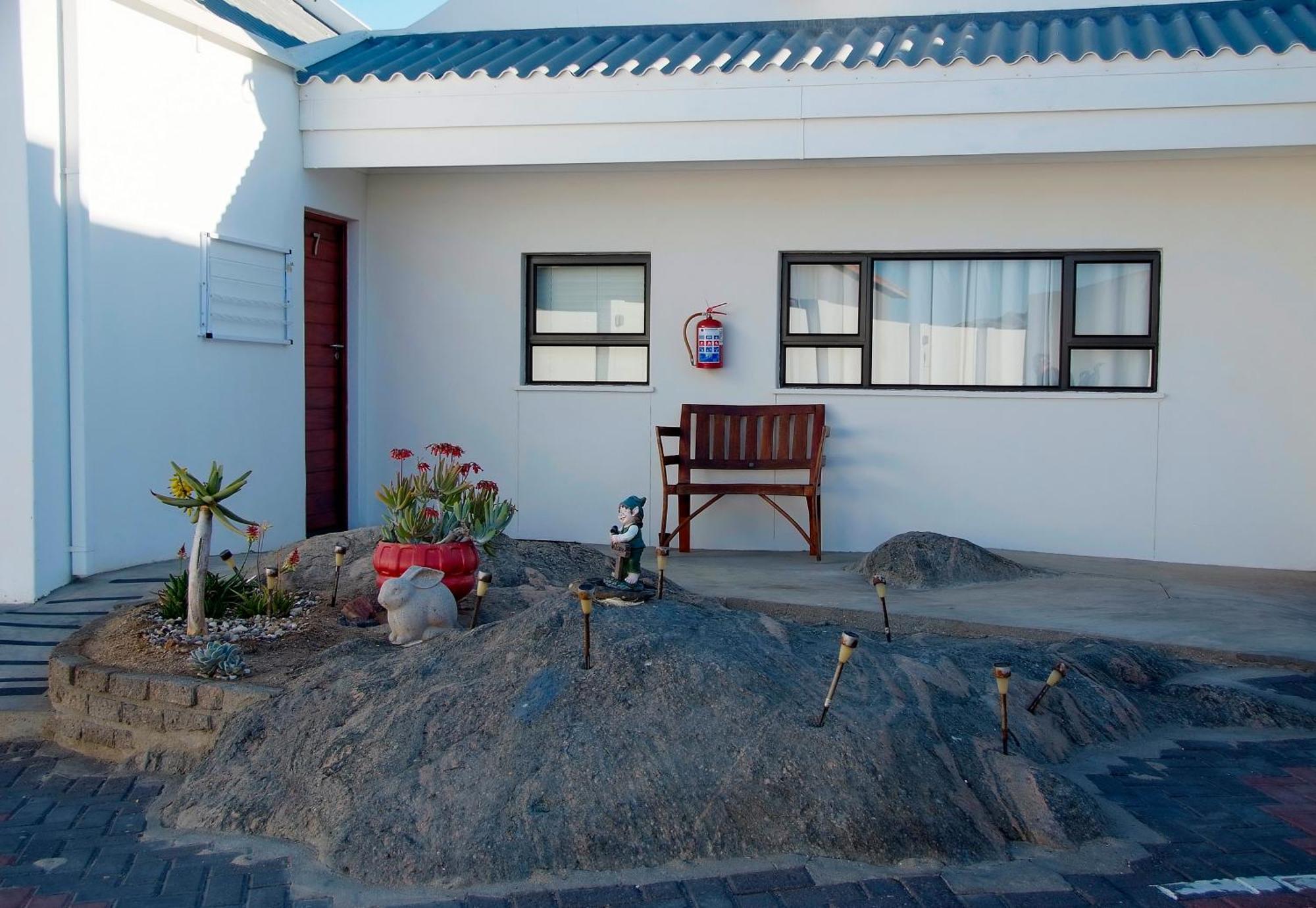 The Cormorant House Otel Lüderitz Dış mekan fotoğraf